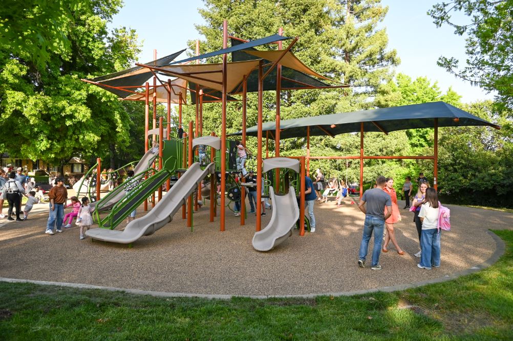 Bertelsen Park Grand Opening Final 96 small